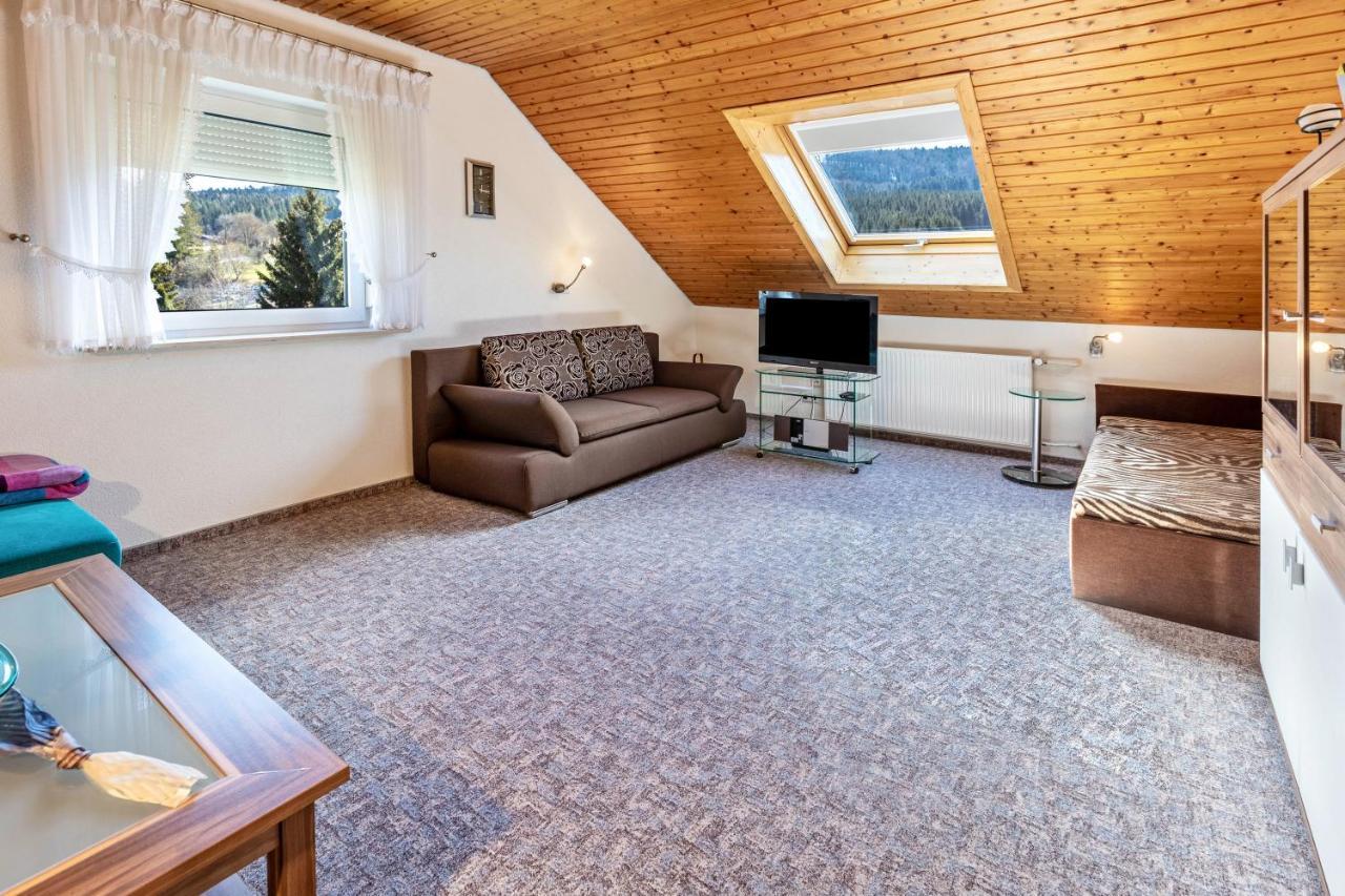 Apartamento Haus Elfi Hausen am Tann Exterior foto