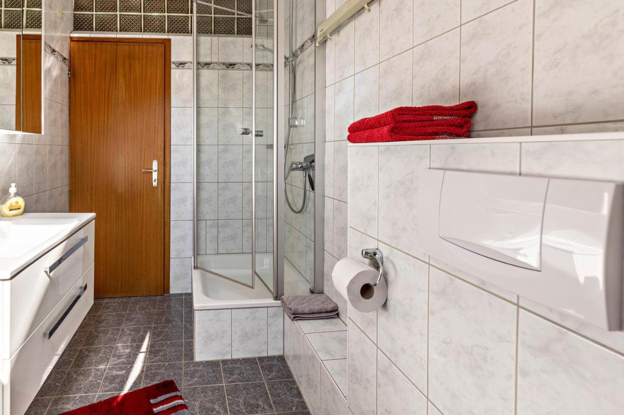 Apartamento Haus Elfi Hausen am Tann Exterior foto